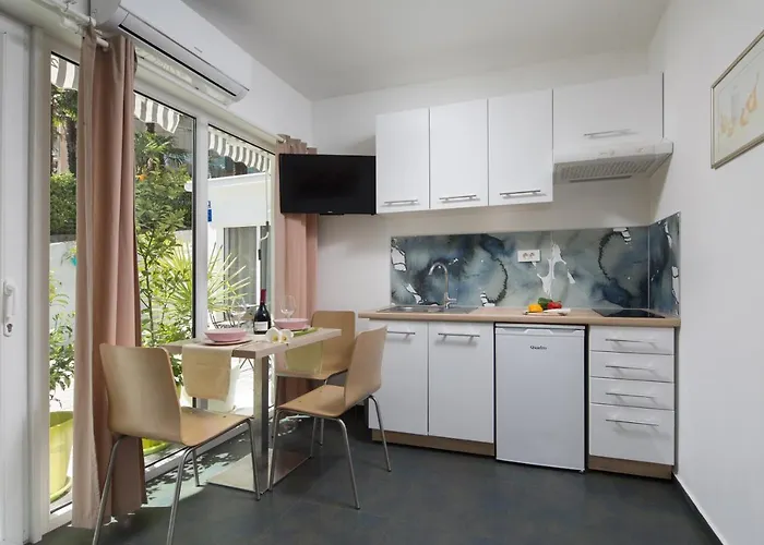 Petit Val Apartment *